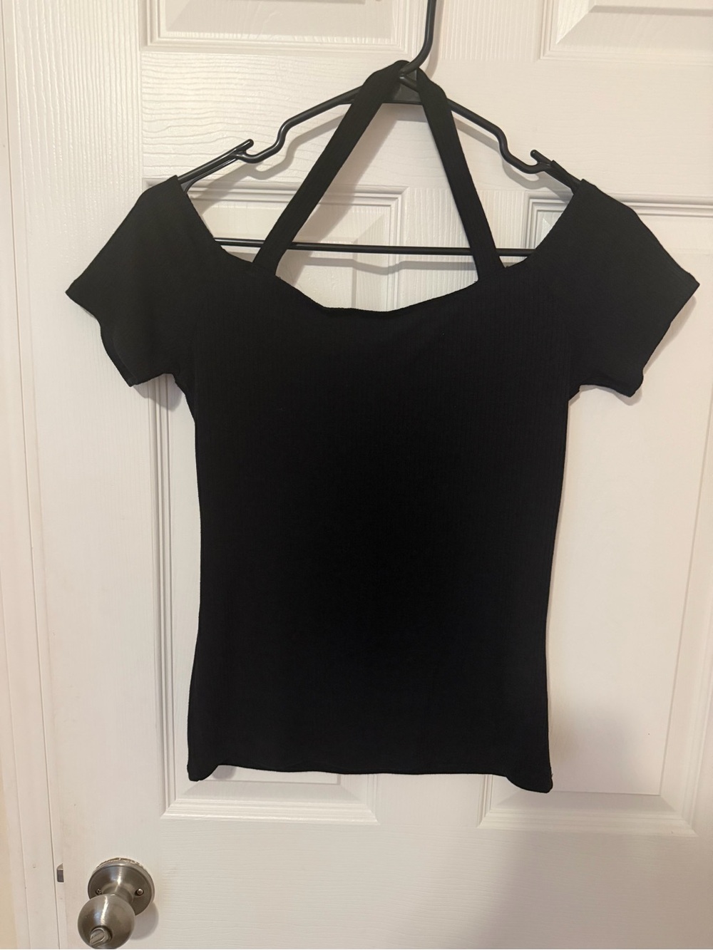 Garage Black Top NWT